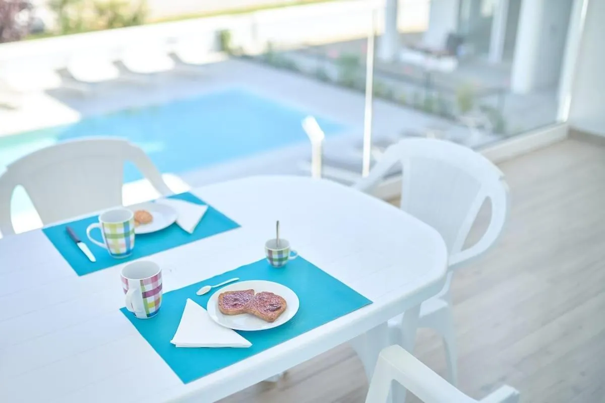 West Village Appartamento 4 - NUOVO con piscina Italia